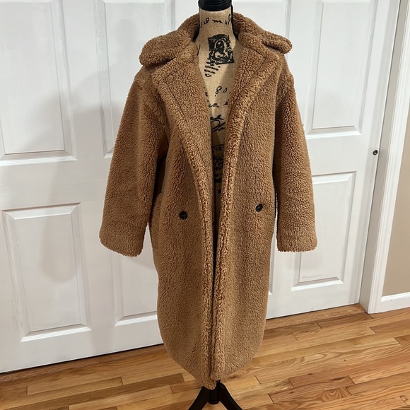 Boohoo Jackets & Blazers - (final price) Oversized Teddy Faux Fur Coat 🧥